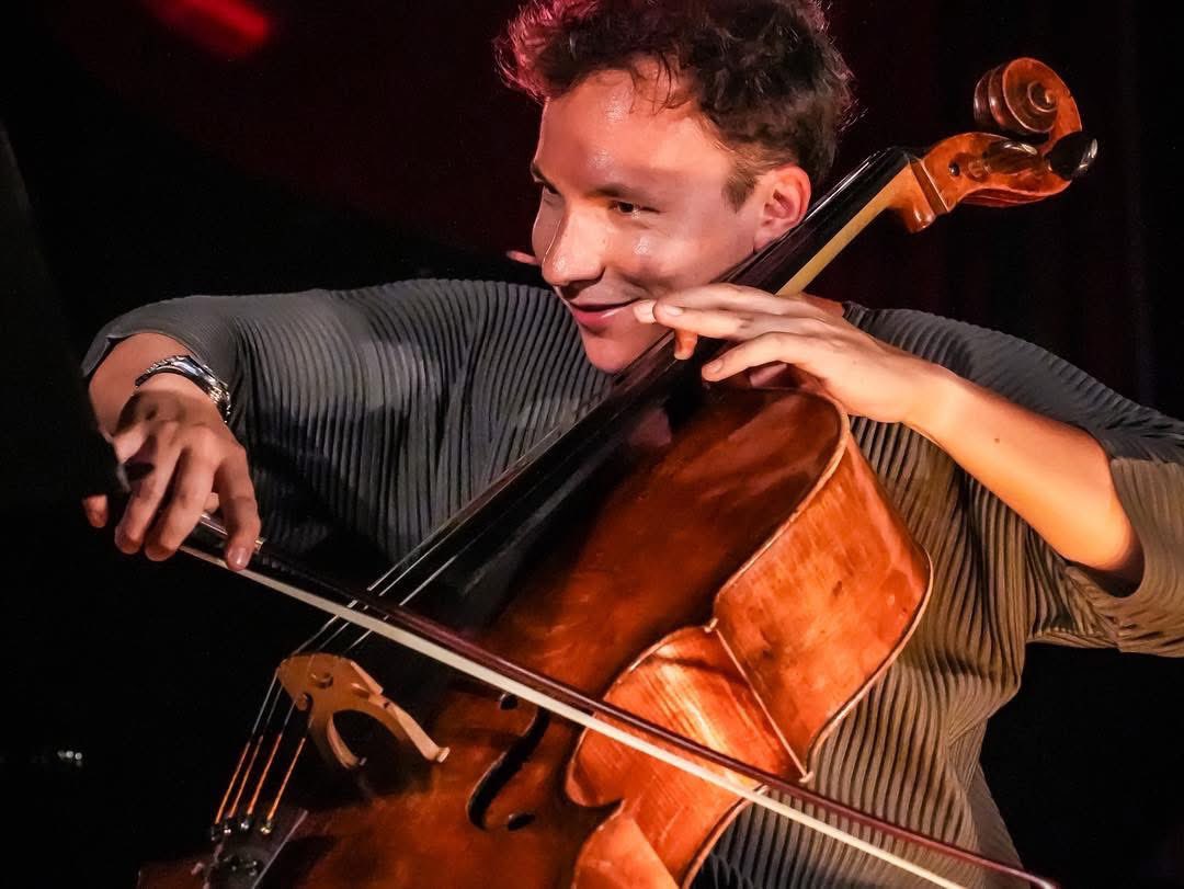 Edgar Moreau tweet media