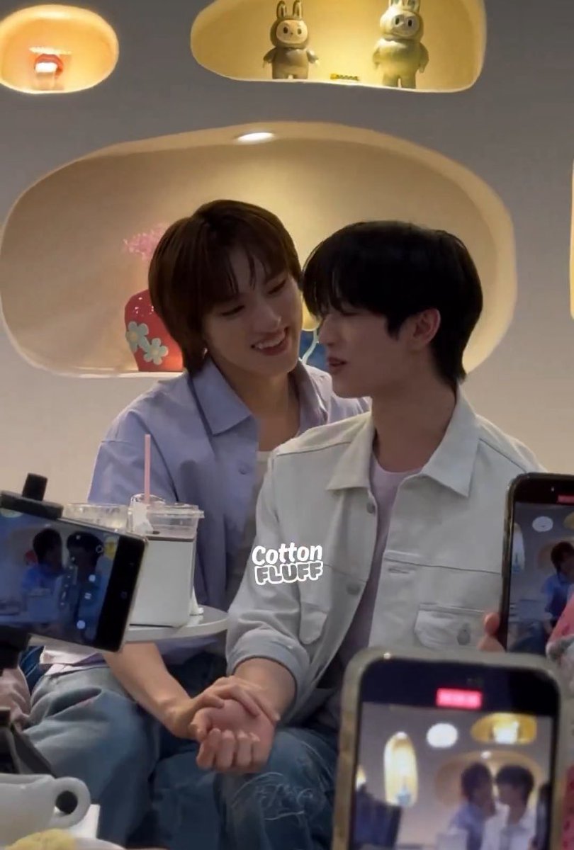 leemistletho's tweet photo. นี่ชอบเวลาฮีงอแง หรือแบบว่า เป็นเบบี๋ตัวเร้กๆๆอ้อนน้องก้องนะ อือ งอแงได้อ้อนได้ ถึงอย่างงั้นก้องก็ตามใจอะตามโอ๋อะ 

#thomaskong #โทมัสก้อง https://t.co/ILjXtGyZ2f