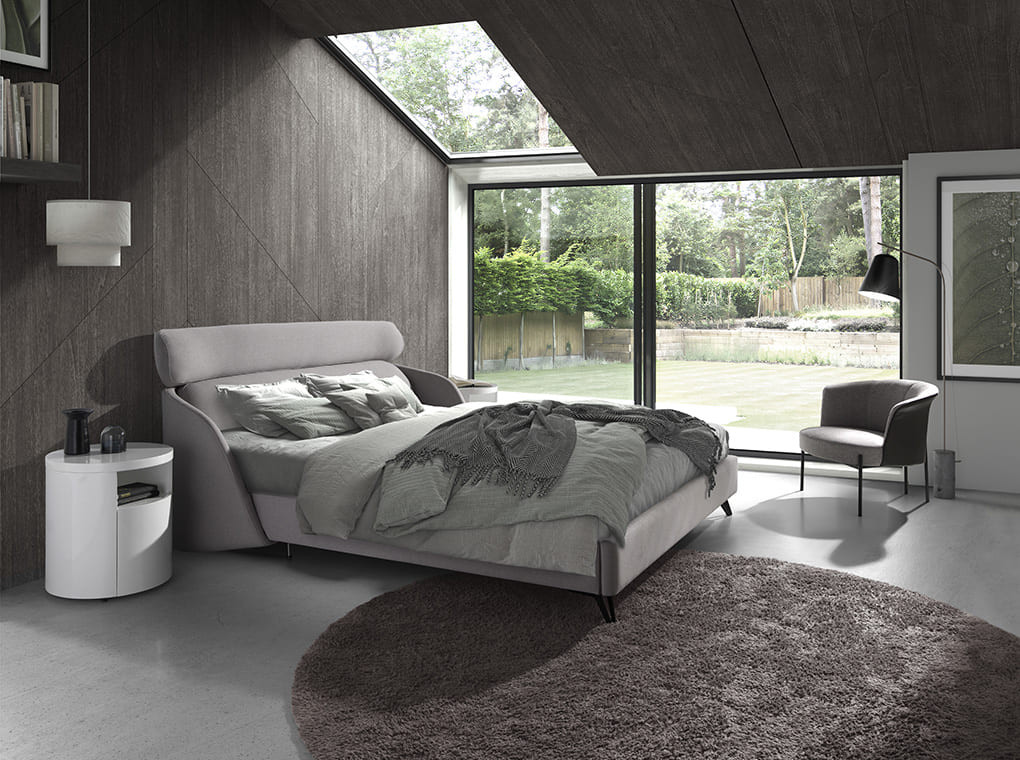 Intenseonline's tweet photo. Uma cama pensada para transformar o seu quarto num verdadeiro refúgio de conforto, linhas modernas e um design acolhedor, combina elegância e funcionalidade, criando o ambiente perfeito 

Cama Iris
https://t.co/KXEw5mwOdu

#cama
#quarto
#fyp
#intensemobiliario https://t.co/sPjjA4r3Ge