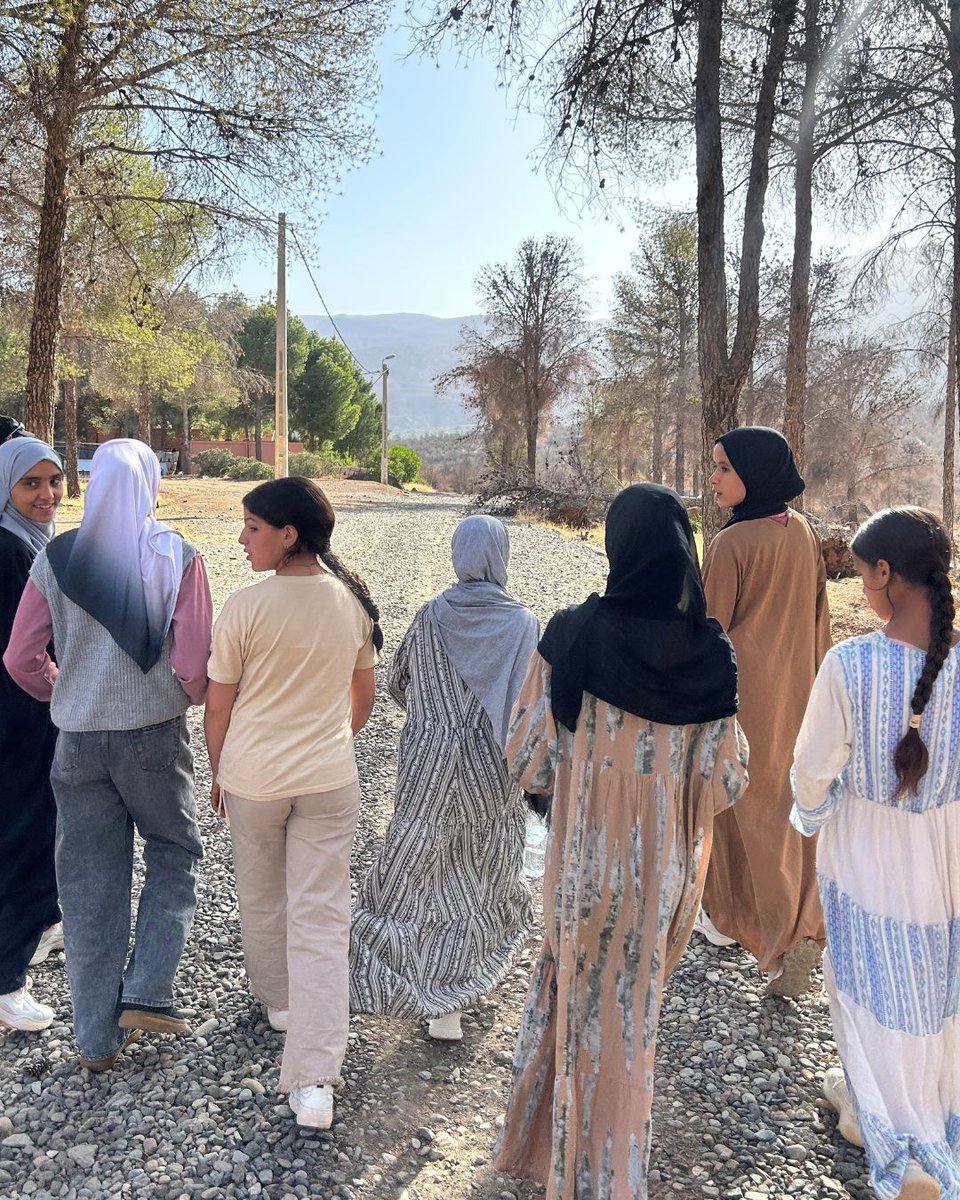 EFAMorocco's tweet image. Did you know ⁉️ In the High Atlas Mountains, the average distance to walk to school is 30km.
For many girls, that’s an impossible journey - it’s also why 60% of women in rural Morocco are illiterate.

We're here to change that, by providing boarding houses near schools. #EFAM