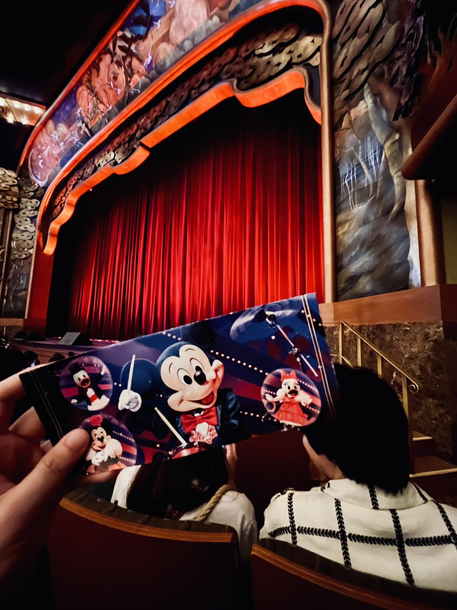 ob1mk2's tweet image. BBBの抽選当たったよ‼️
これで終わっちゃうのは悲しすぎるけど、
最後に観ることができて本当によかった😭
今まで最高のショーをありがとう🥁✨
#ビックバンドビート