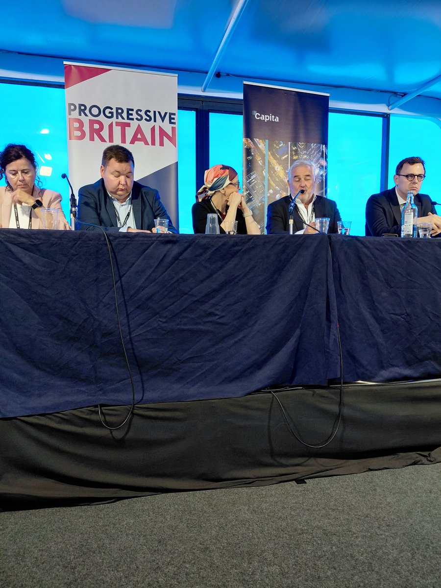 Solomon Hughes (@solhugheswriter) on Twitter photo What Labour Conference looks like : A DWP minister (Andrew Western) addressing a meeting promoting AI and outsourcing under the joint banners of "Progressive Britain " and privatiser Capita. What Labour Conference looks like : A DWP minister (Andrew Western) addressing a meeting promoting AI and outsourcing under the joint banners of "Progressive Britain " and privatiser Capita.