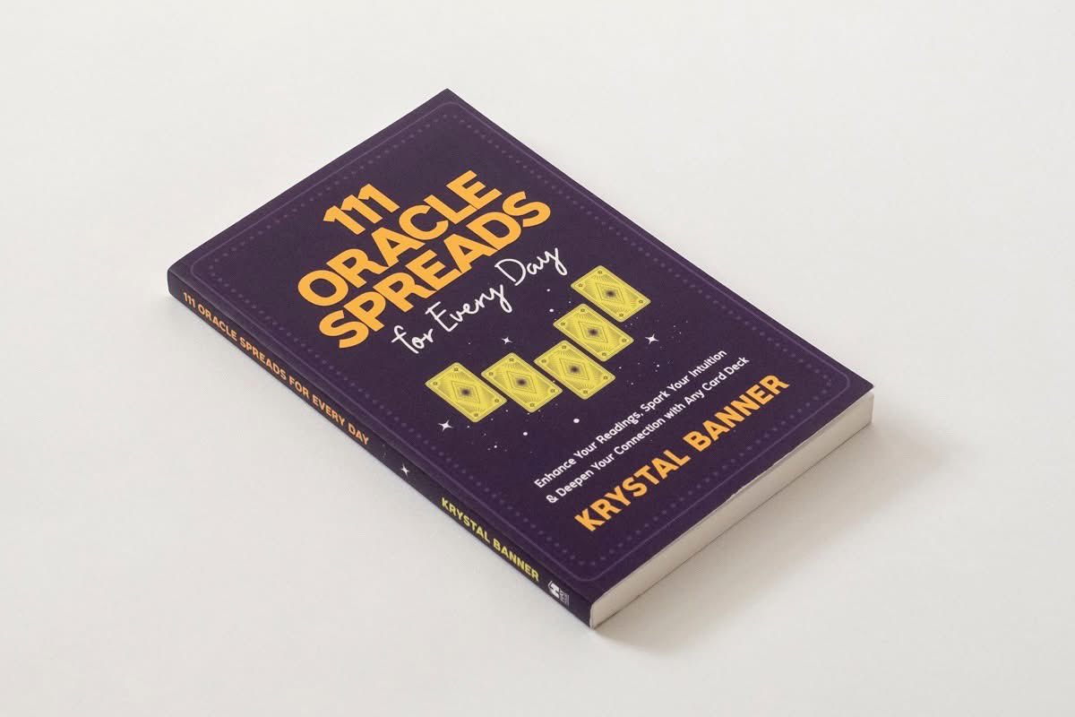 isaacblake1979's tweet image. Book of the day: #111OracleSpreads for Every Day - #Enhance Your Readings, #Spark Your #Intuition, &amp;amp; Deepen Your #Connection with Any Card Deck

by #KrystalBanner (Author)

This first-of-its-kind book of 111 oracle card spreads is separated into common topics―general…