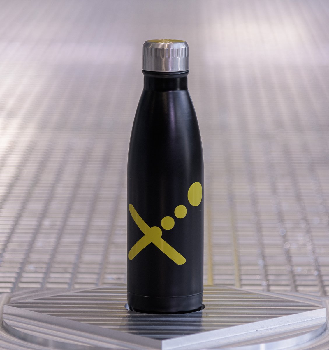 Multiax's tweet photo. At Multiax, we have decided to eliminate single-use plastic bottles and replace them with water dispensers and reusable water bottles.
The water bottle is only a first step, but sustainability requires deep reflection.
What do you think? https://t.co/dbKriUH595