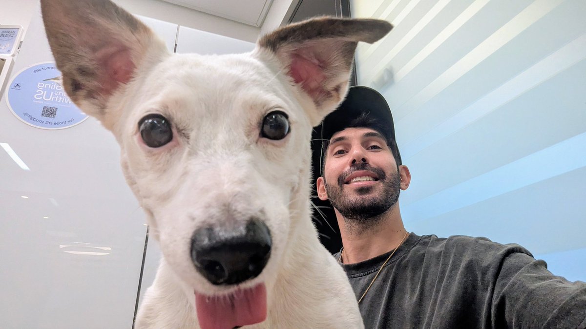 בא עם אבא לבקר במשרד