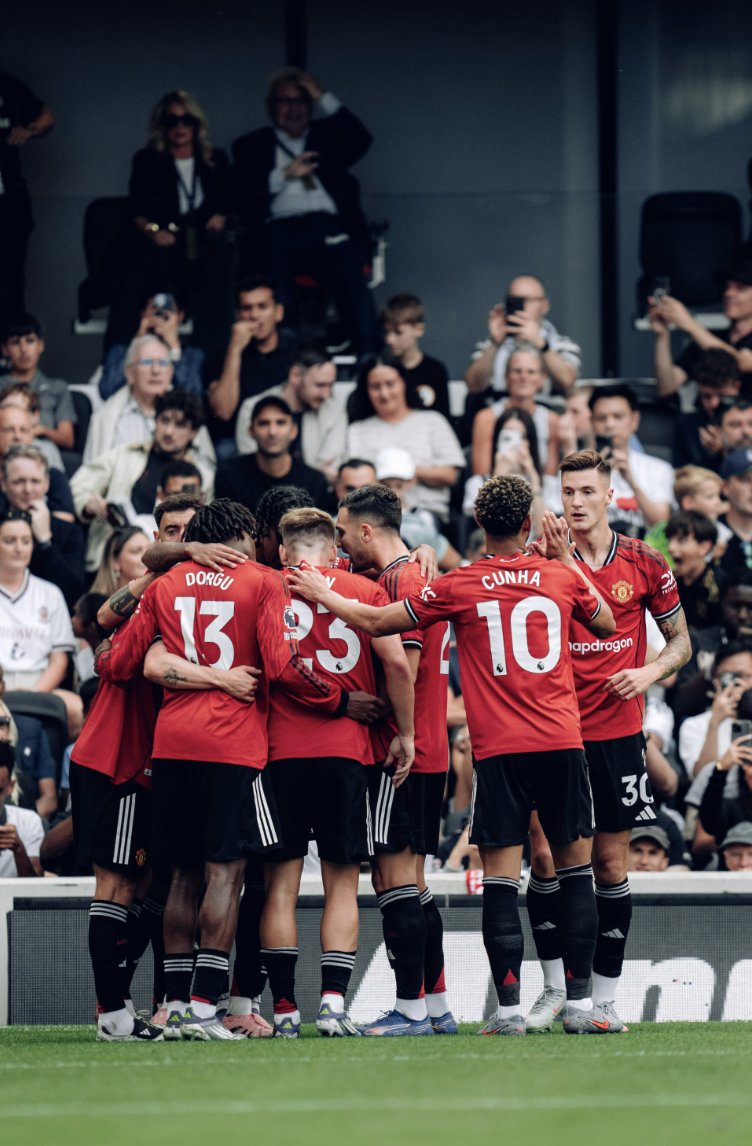 DHLManUtd's tweet image. This badge. This club. This city.
Forever United 🔴🙌 #MUFC