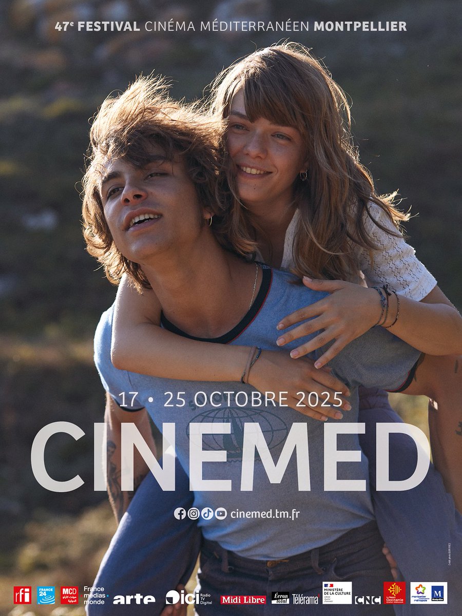 PublikArt's tweet photo. C'est parti pour la découverte du programme du 47e Festival @Cinemed1 de #Montpellier qui se déroulera du 17 au 25 octobre 2025.

Une promesse de lumière en ces temps sombres déjà avec sa magnifique affiche tirée du dernier film de Carla Simon.

#LiveTweet https://t.co/atH6sRSNp1