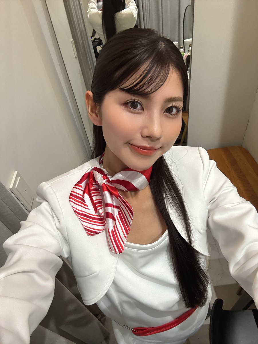 本日もお疲れ様です🌞

本日コンパニオンコスチュームで
撮影でした📸

仕上がり楽しみ☺︎