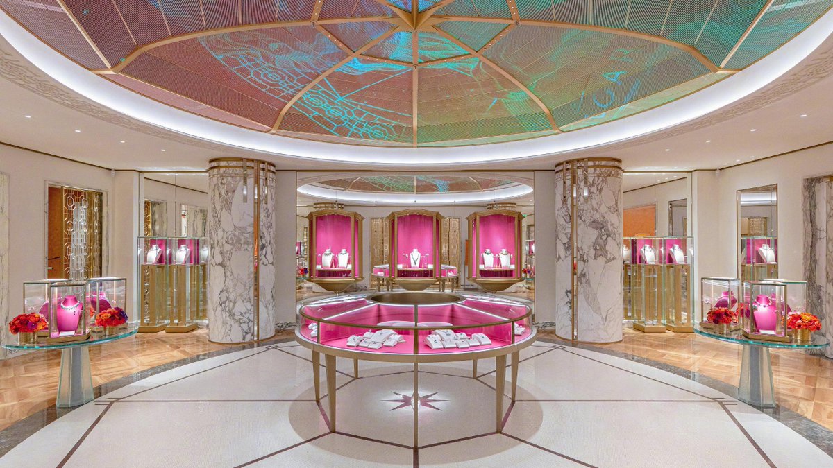 customshowcase's tweet photo. ๐ฉContact DG now to unlock the secret to letting your jewelry โsell itself.โ๐
Official Website: https://t.co/CTSeVDygJL
Email: sales@degreefurniture.com
WhatsApp: +86 13922429233
#LuxuryJewelryDisplay
#RetailDesignInspiration
#HighEndShowcase
#JewelryMarketing https://t.co/a9zydBBL5K