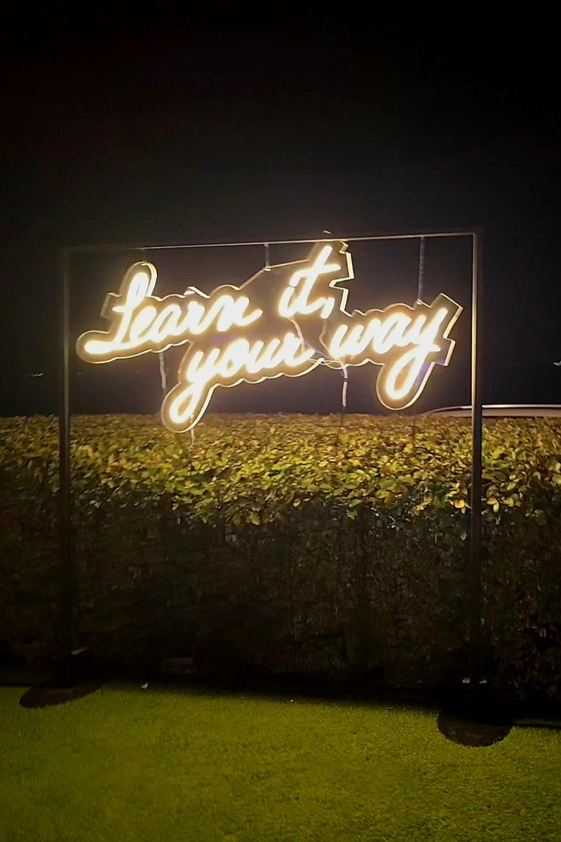 qlsnetwork's tweet image. Congratulations to our longstanding partner and sponsor @ExpressElt on their rebranding from the @qlsnetwork family!
#expresspublishing #learnityourway  #englishourway #elt #efl #esl #tefl #englishlanguageteaching #englishlanuageschools #qls #qualitylanguageschools