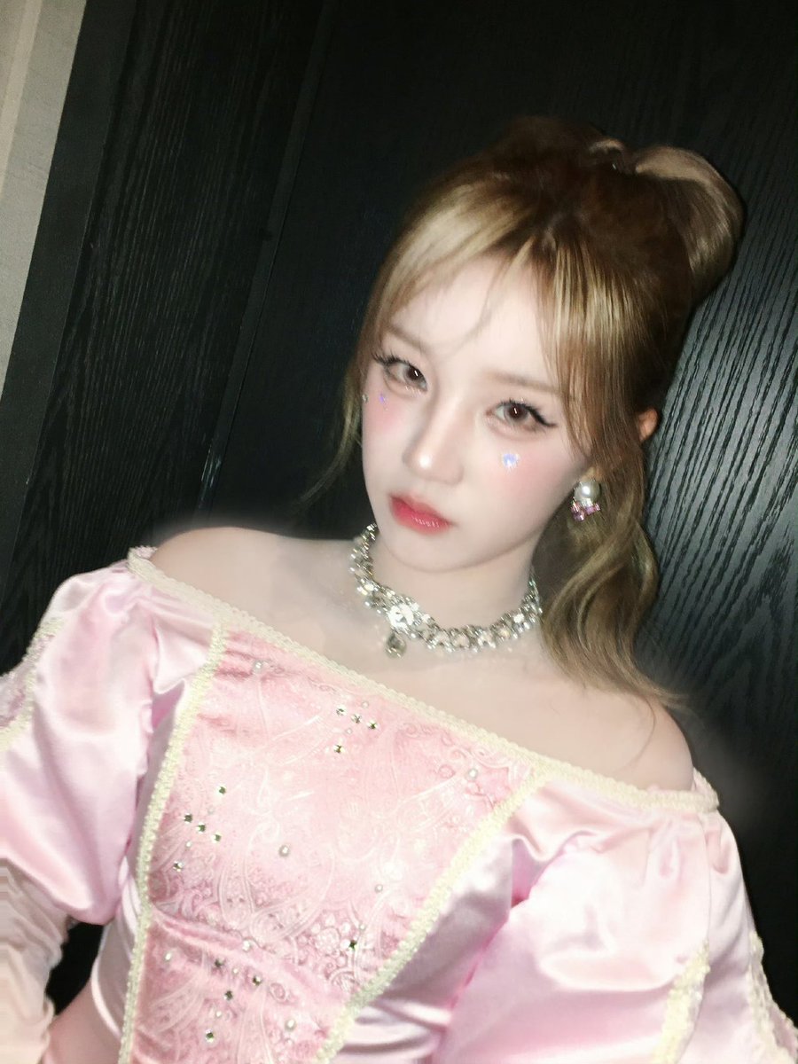 0923feed's tweet photo. yuqi weibo update https://t.co/BoYfgciIkn