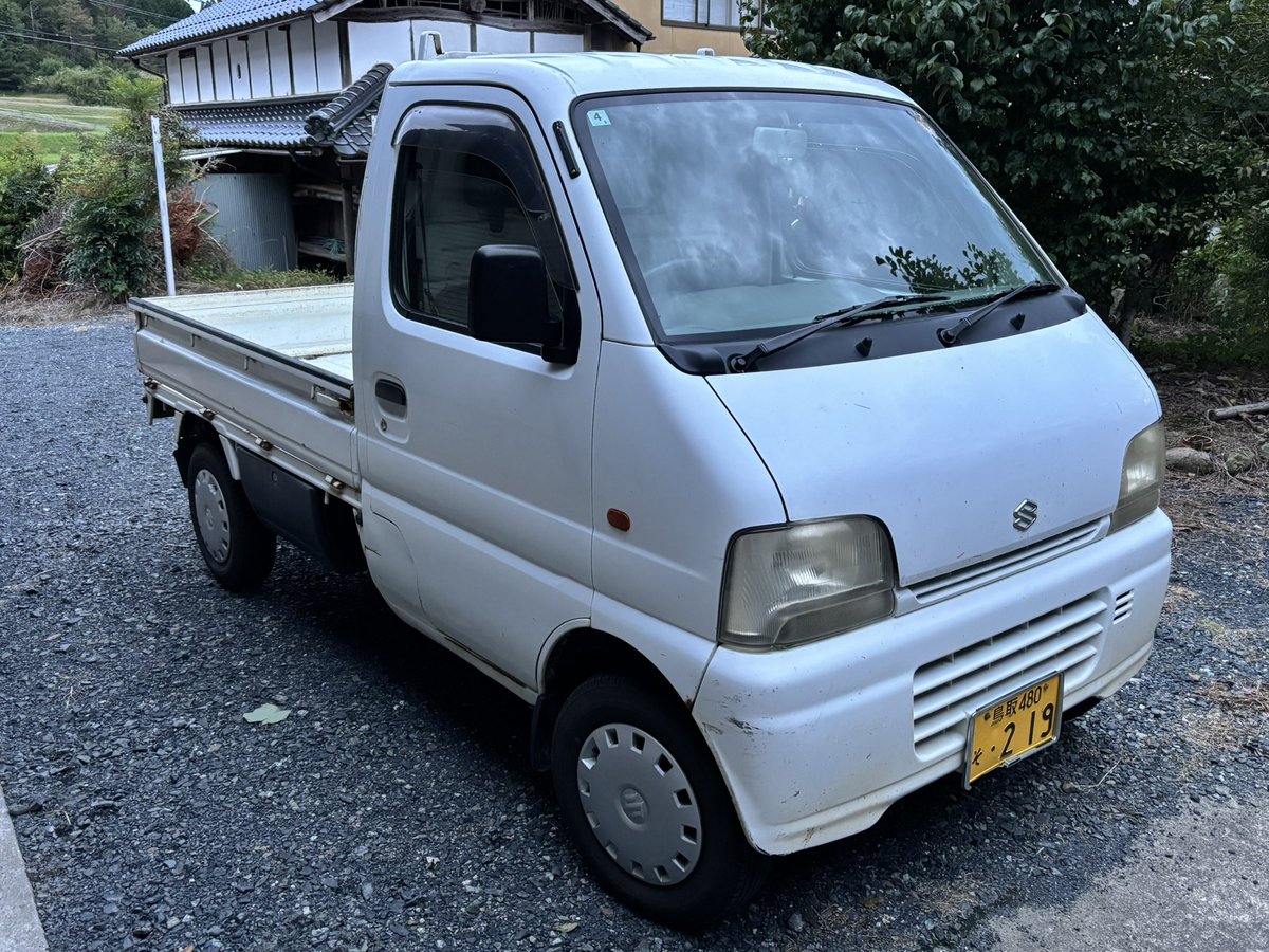 ツッチー tweet media