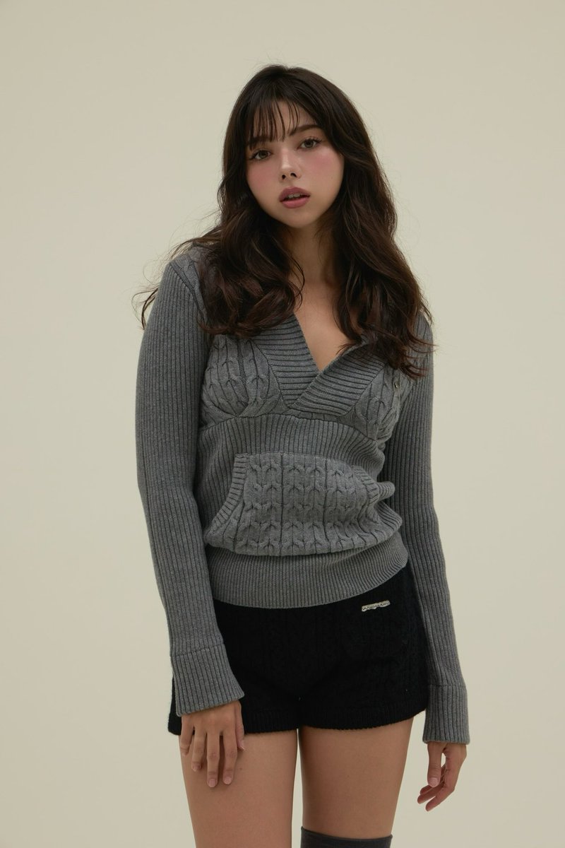 andmary auf X: „Taylor hoodie knit tops color gray/pink ¥11000-tax