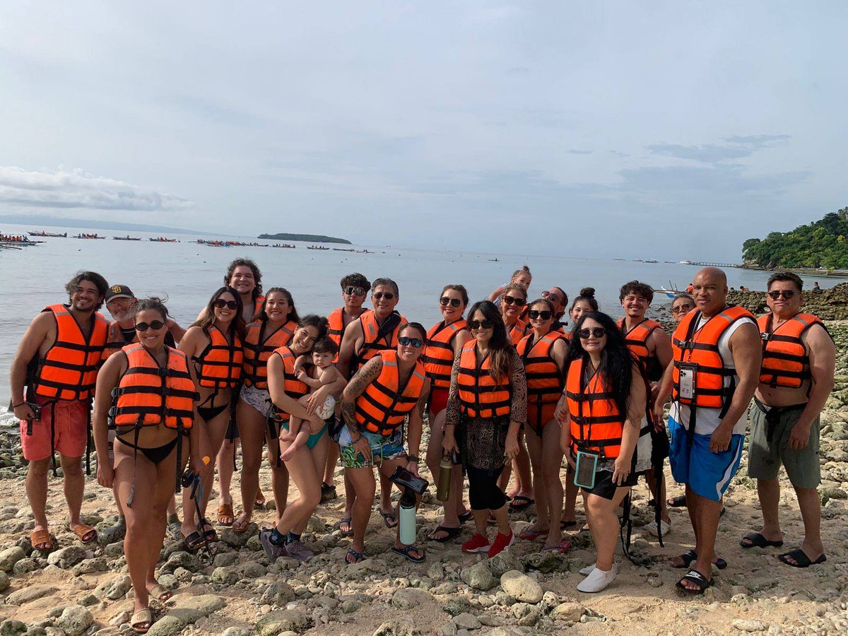 CebuTours's tweet photo. A big group of 24 guests made their Cebu trip unforgettable by choosing Cebu Tours for their Whale Shark Watching adventure in Oslob! 🐋💙 Hassle-free, safe, and memorable experiences await.

🌐 Book now: https://t.co/YlFsV3lujT https://t.co/dAL6OFGWow