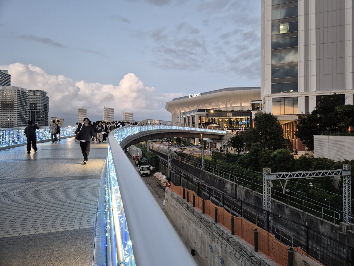 gdevil24's tweet image. 요루시카 공연보러
k아레나 도착~!