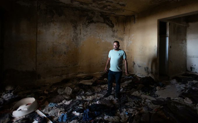 TelGlobalHealth's tweet photo. (4/6) Omar al-Badawi, 40, survived four years in Sednaya prison  

He tells @aclandoli that guards urinated in prisoners’ mouths when they begged for water and force fed them cockroaches through a hatch in the cell door  

“I had nothing, no will to live,” he says https://t.co/KETVRKkotb