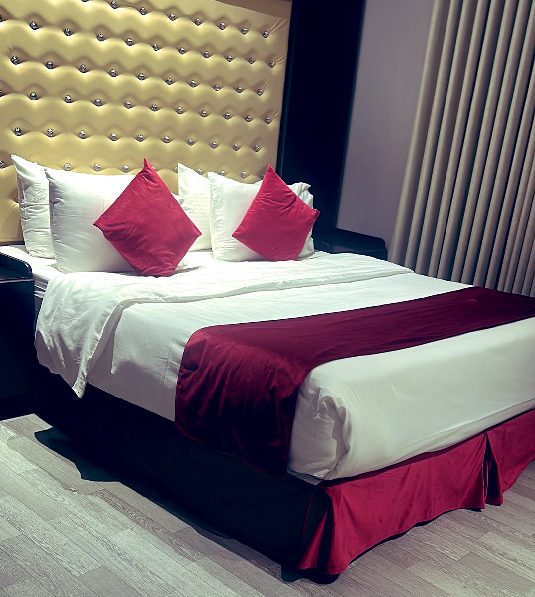 #سالب_الرياضً الي طالع من الدوام ويبي له مساج حياكم خاص 💆🏻‍♂️