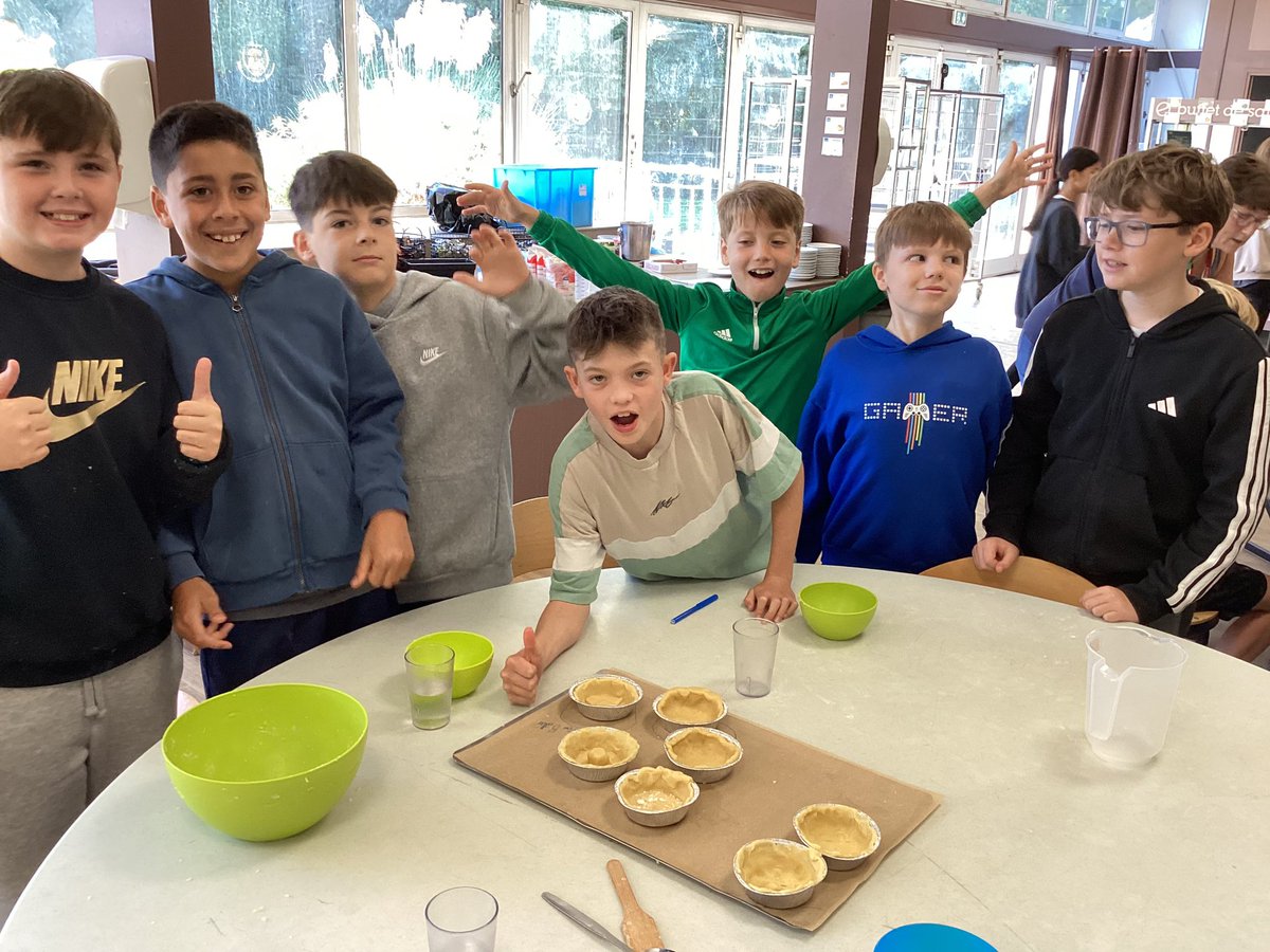 Tarts in the oven. Mrs Duly’s cookery lessons have paid off. Tasting comes later.