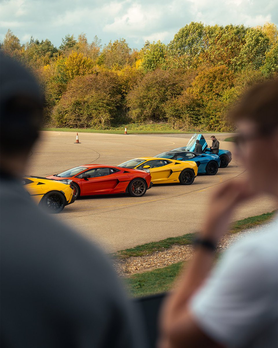 Lamborghini tweet media