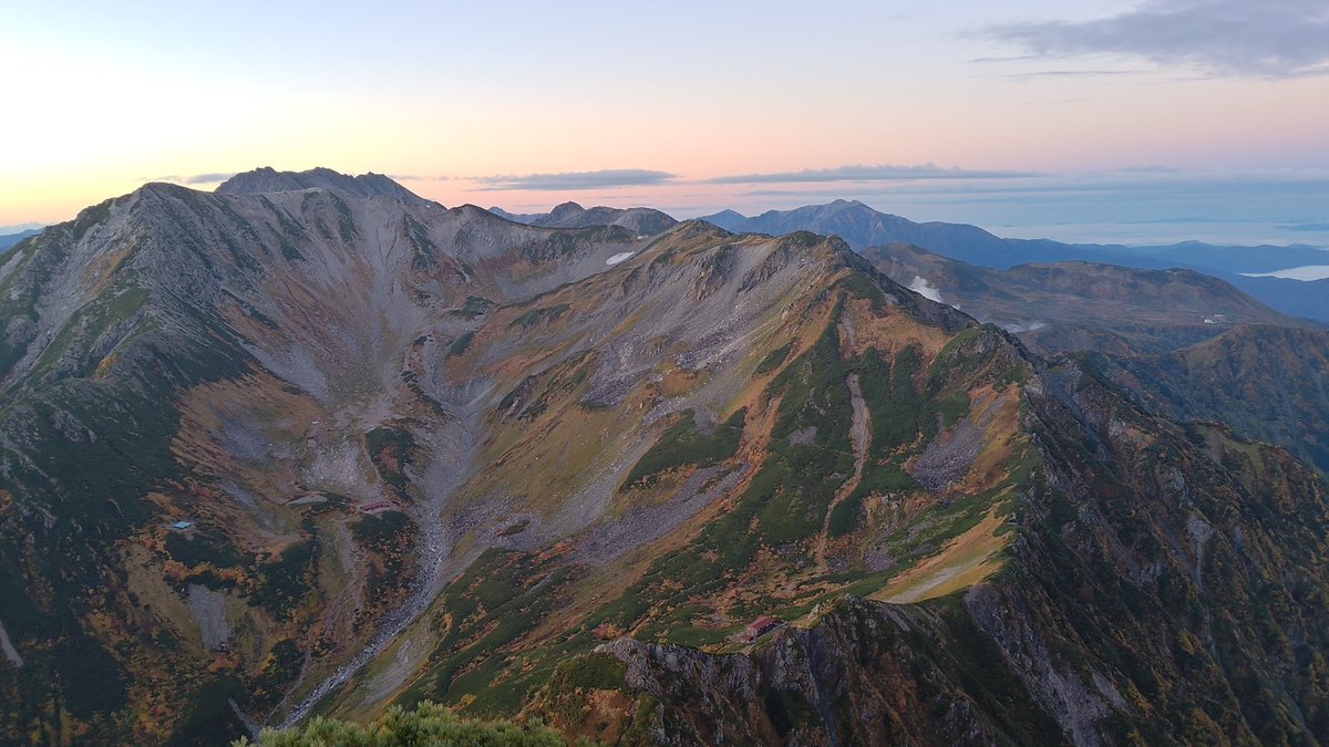 intercalary_tw's tweet photo. 立山！ https://t.co/vTWV7A9SST