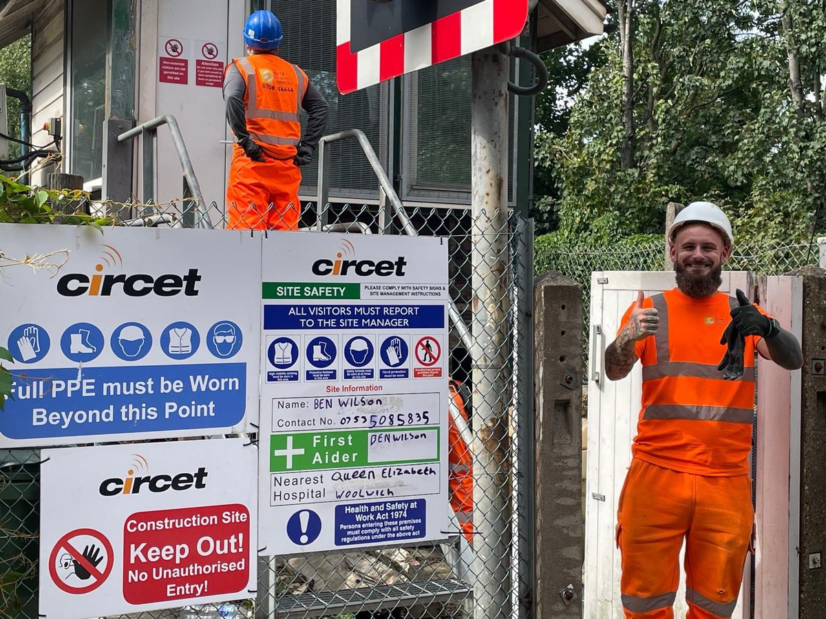 Don't miss out on our latest phase of #TRAINING this October 🍂🎃

Stratford Gateway, London:
⭐ COSS Initial – 1st -10th Oct 2025 (excl 4th &amp; 5th) 
+ SSSTS Included
⭐PTS Recert 13th October 2025

DISCOUNTS AVAILABLE 💸
training@eliteprojectservices.com
#EPS #Training #BookNow