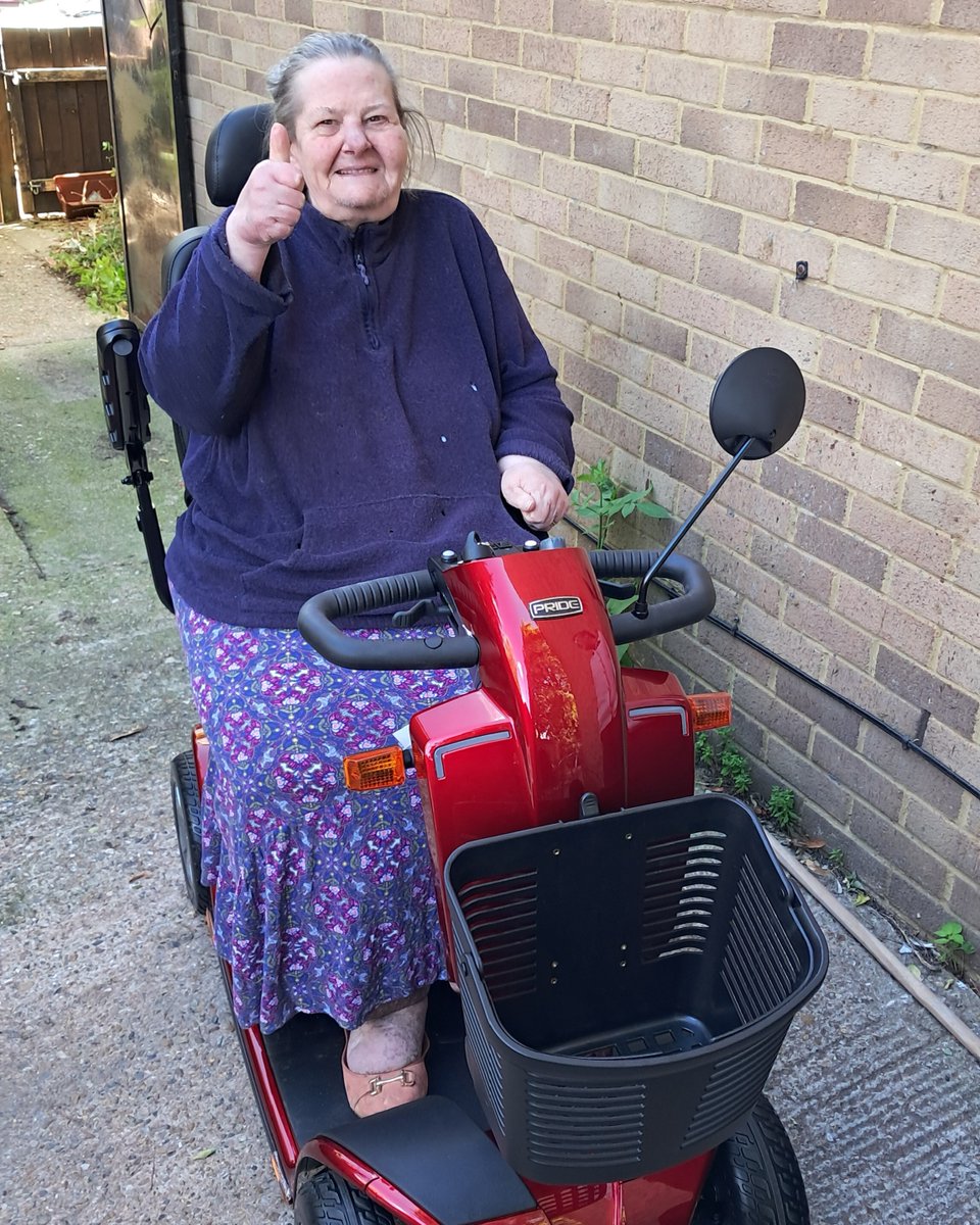 Wheelfreedom's tweet image. We are thrilled to see her beaming with her new bright red Colt Deluxe 2.0 mobility scooter by @pridemobility😆 

📞 Call 0800 025 8005 to hire or arrange an assessment
🔎 Book an appointment online: zurl.co/INP1K 

#accessibletravel #mobilitysolutions #mobilityscooter
