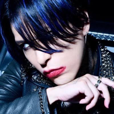 HAZUKI 葉月(lynch.)/逆鱗+ (deathgaze メンバー) HAZUKI 葉月(lynch.)/逆鱗+ (deathgaze メンバー)