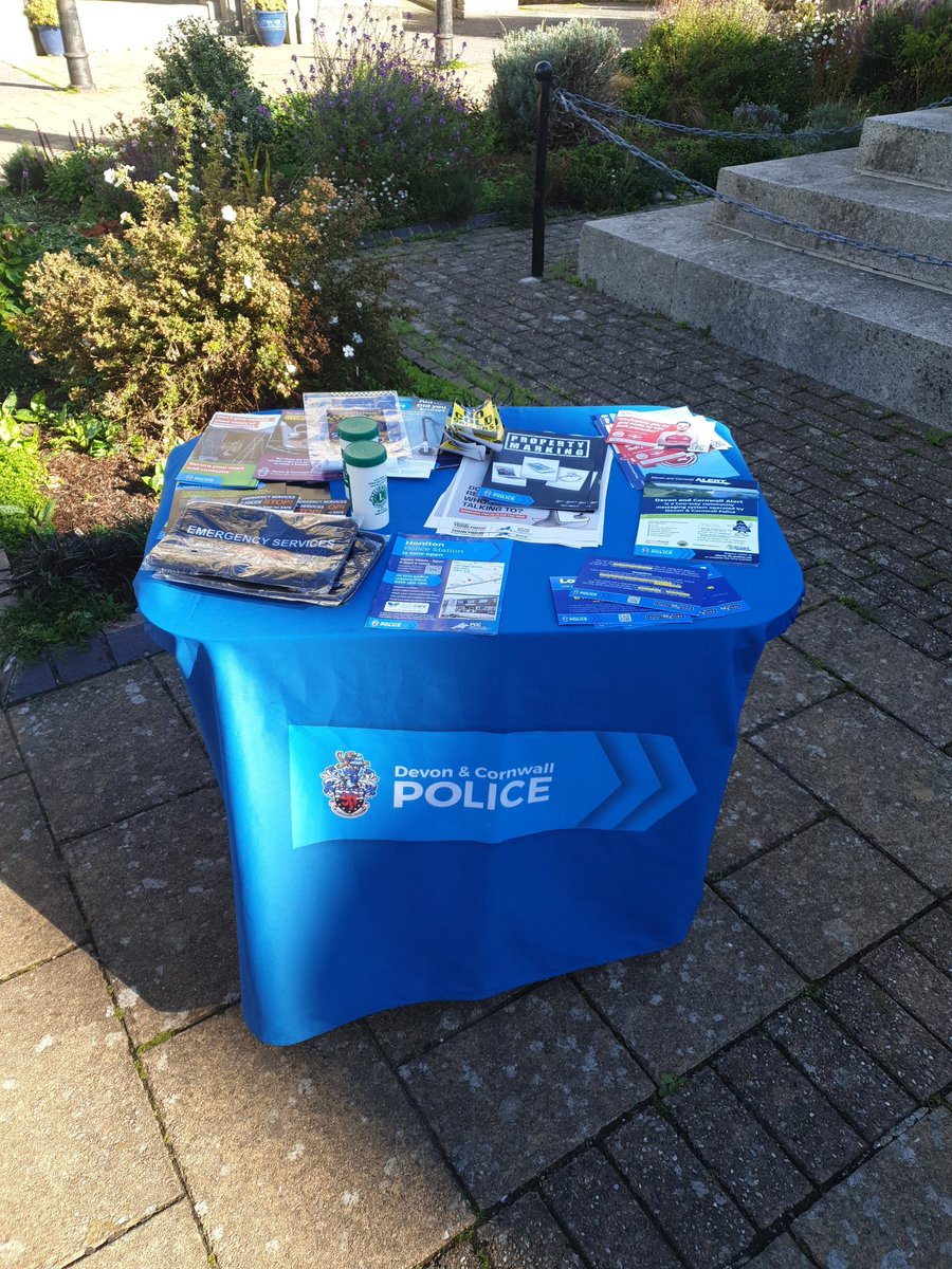 Police surgery today 
Honiton high street 1000hrs till 1200 o'clock
Pcso england