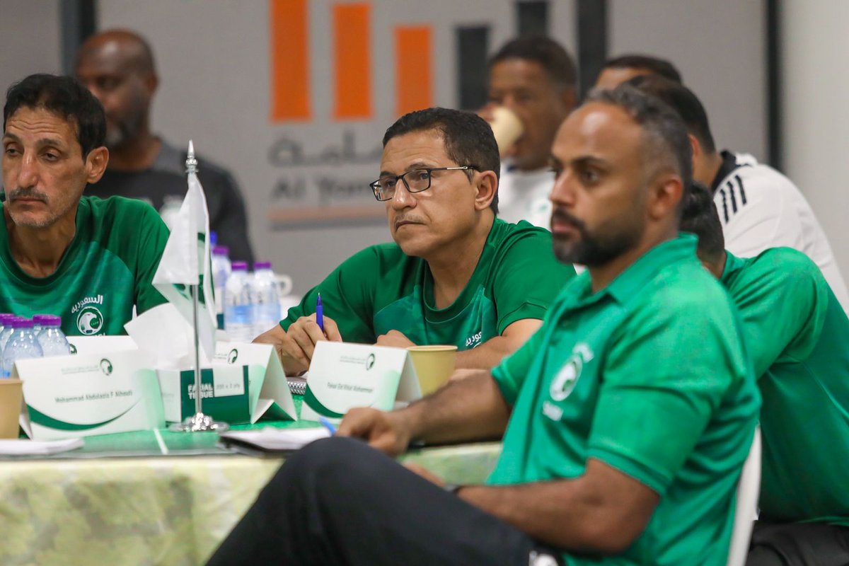 الإدارة الفنية في الاتحاد السعودي لكرة القدم تختتم المرحلة الأولى من دورة A للرخصة الآسيوية بمشاركة 23 مدربًا وطنيًا.
🔗- saff.com.sa/news.php?id=39…