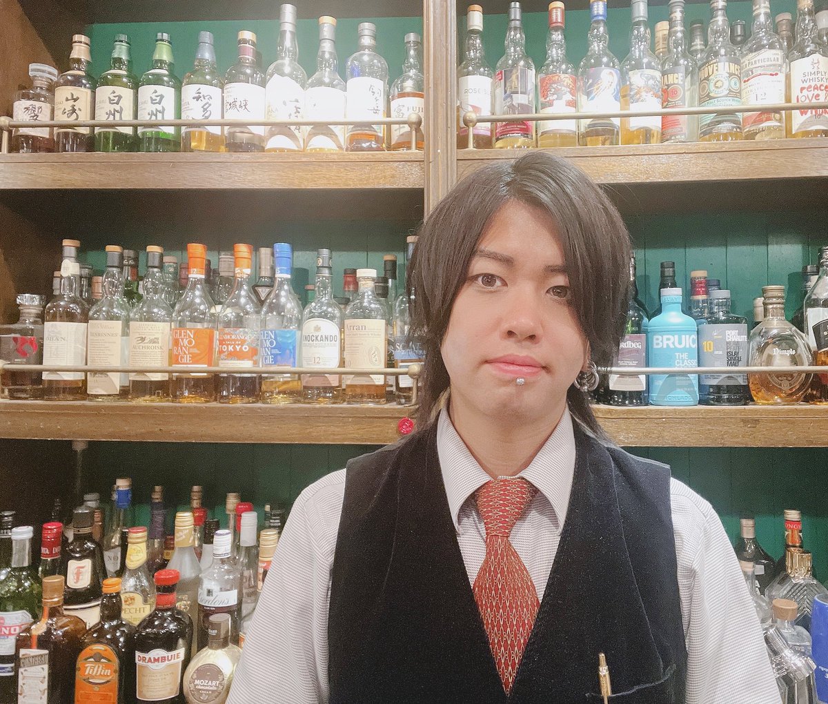 abbotschoicemcd's tweet photo. いつもご利用ありがとうございます、アボットチョイス町田店店長の手塚です。

私事ですがこの度、10年間勤めさせて頂いた町田店を退職することとなりました。

いつもご来店頂いておりますみなさんには大変お世話になりました。
謹んでお礼申し上げます。 https://t.co/hlRXs9ikV0