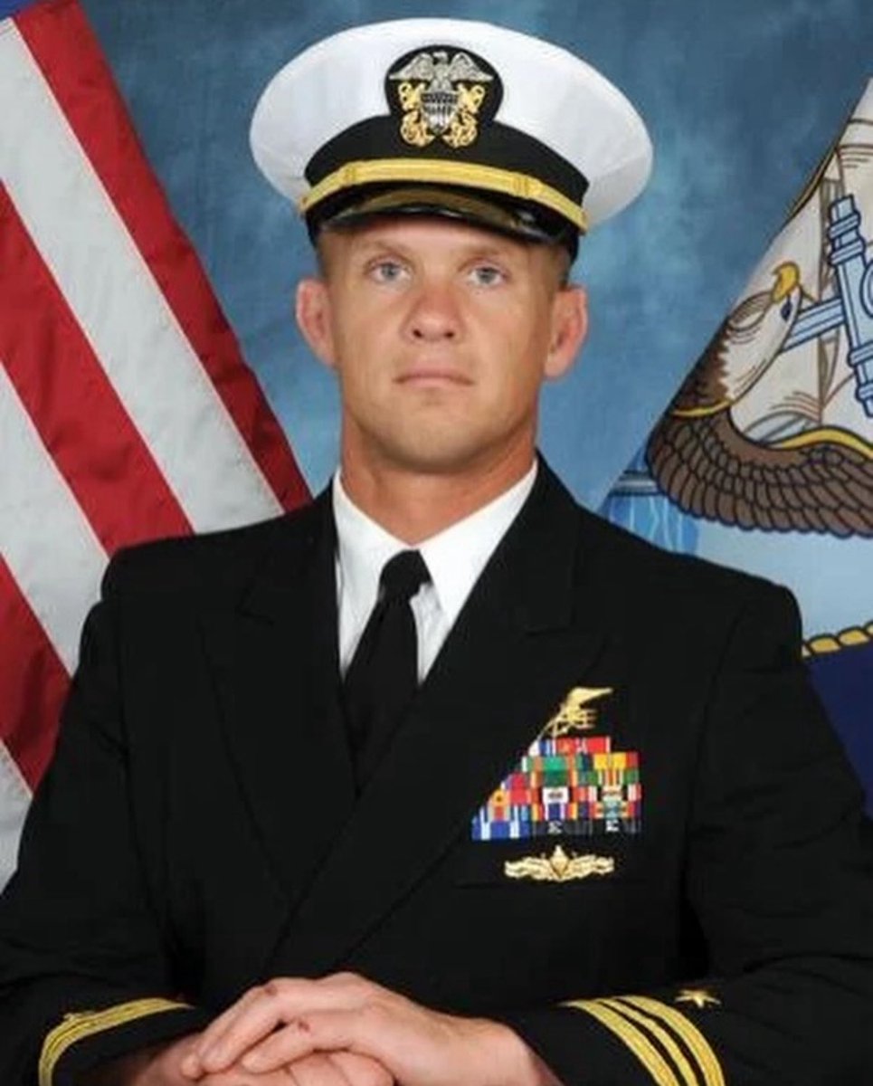 op_hawkeye's tweet photo. 9.30.2017 ~ Commander Seth Stone πΊπΈ
#OpHawkeyeRemembers #SethStone #USNA #SEALTeamTHREE #SEALTeamTEN #SilverStars (2) #LLTB #SupportourSOFcommunity #Operation_Hawkeye
π https://t.co/Qaa4DPcTzU
π https://t.co/x0R49YC07s
π https://t.co/sO4h4S1R1Q
π https://t.co/kmaXN1A6Eh
π₯ https://t.co/iezqdf4ZmJ
π₯ https://t.co/Fij8OmZngV