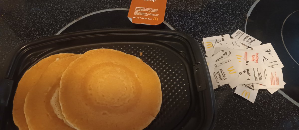 ShellyMonteith's tweet photo. @McDonalds Got an order of hotcakes this morning with no butter in the bag but about 50 packets of salt and pepper. Who puts salt and pepper on pancakes? https://t.co/5har5ZL0SB