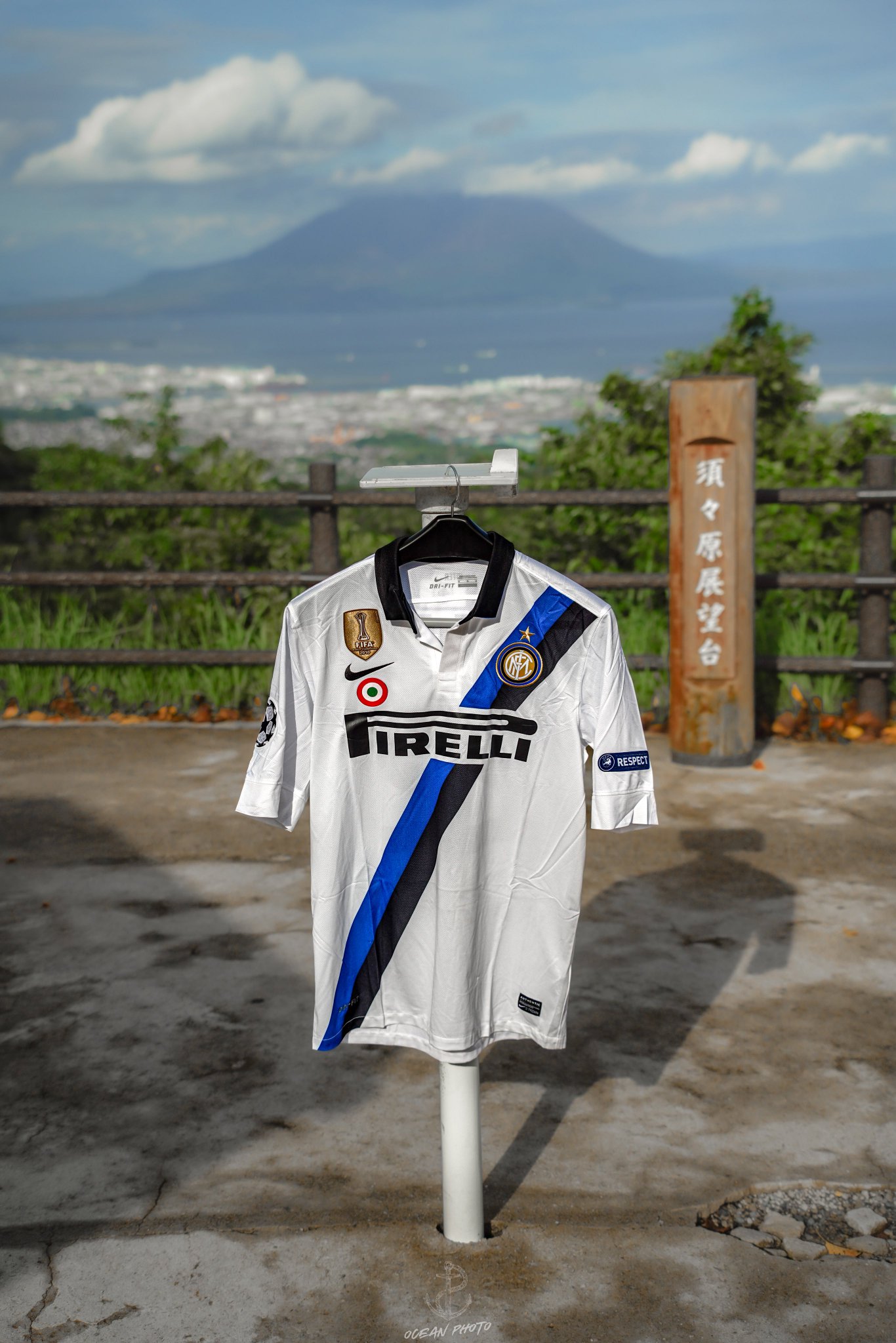 【額装・正規品】ディエゴ・ミリート　インテル　ユニフォーム 9-10 インテル・ミラノ (H)ユニフォーム 22番 ディエゴ・ミリート