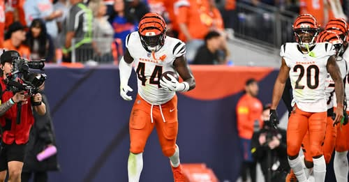 Former Patriot Demetrius Knight with an interception on Monday Night Football!
bengals.com/video/demetriu…