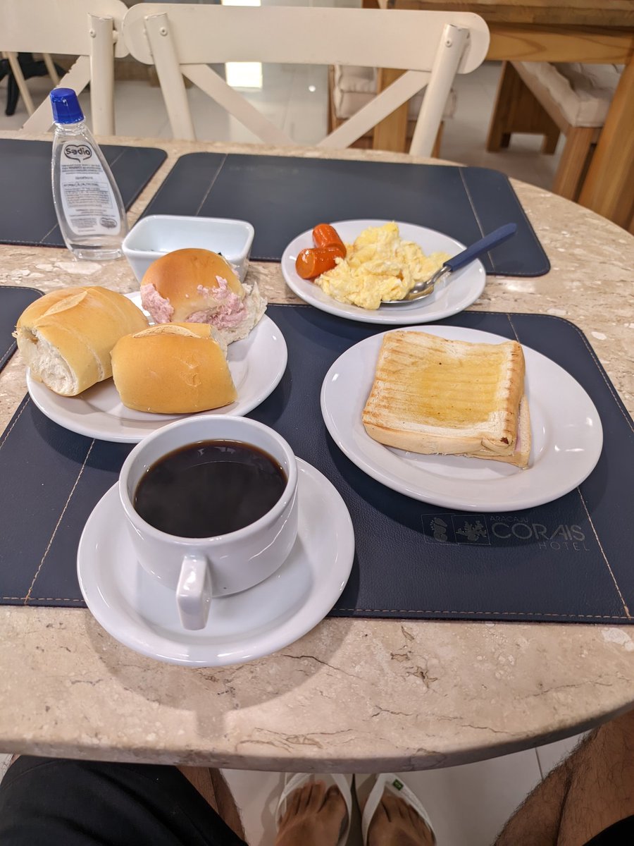 Fetiche adulto: café da manhã de hotel 🙏🏼
