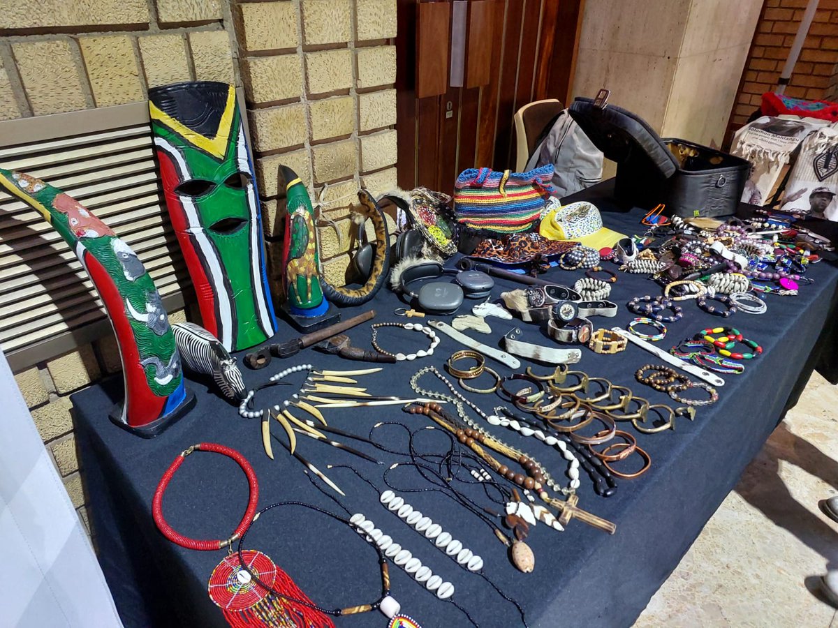 City_Ekurhuleni's tweet photo. Tourism stakeholders have gathered at the Alberton Civic Centre to shape the future of tourism in the City, and are displaying their products as well.
#VisitEkurhuleni #CoETourism #EkurhuleniTourismIndaba https://t.co/NODYZlnaTw