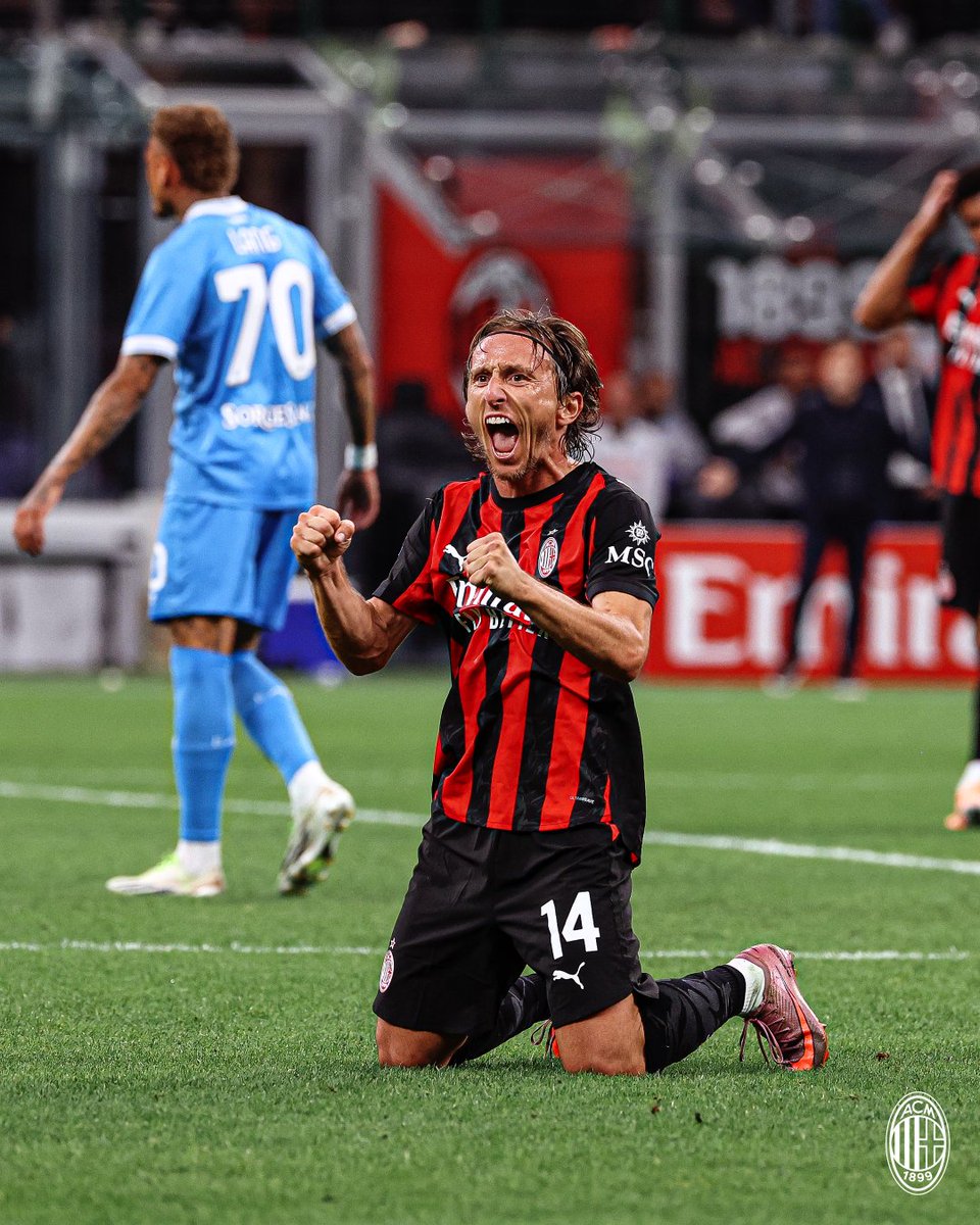 Limitless! 🤯 Following first five <a href="/SerieA/">Lega Serie A</a> matchdays, #Croatia captain <a href="/lukamodric10/">Luka Modrić</a> leads the league in:

🔸 Completed passes 3⃣0⃣0⃣
🔸 Completed passes in the opposing half 1⃣6⃣9⃣
🔸 Line-breaking passes 4⃣6⃣
🔸 Possessions won 3⃣1⃣
🔸 Interceptions 1⃣0⃣ 

📸 <a href="/acmilan/">AC Milan</a> 

#Family