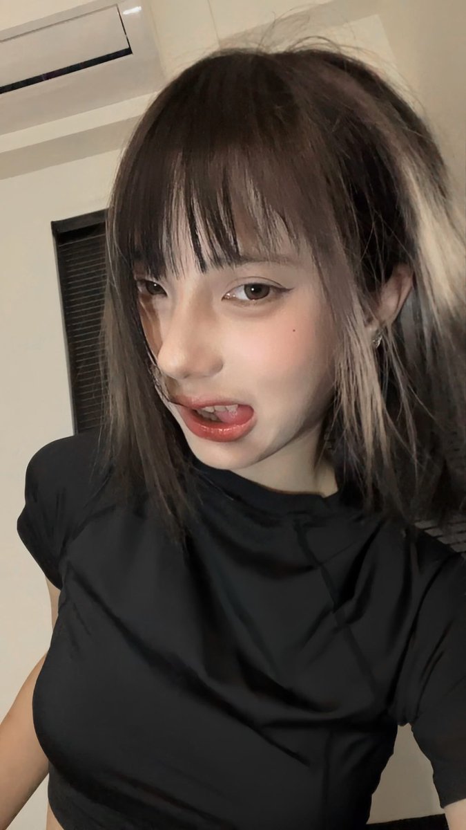 zkivxx tweet media