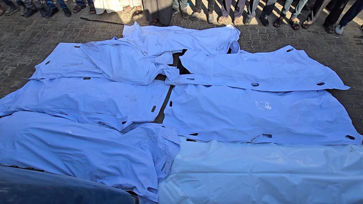 gazanotice's tweet image. 🚨 BREAKING : A displaced mother and her six children were killed in an Israeli airstrike targeting their apartment in Deir al-Balah, central Gaza, early this morning. 

Only one child survived the massacre.