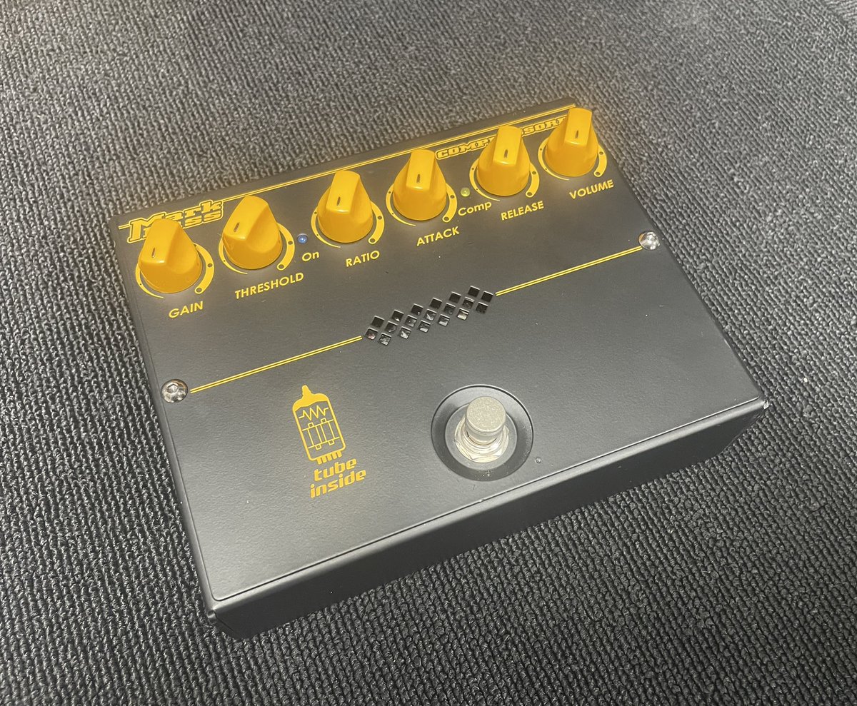 Markbass compressore 真空管コンプレッサー MarkBass COMPRESSORE - MarkBass - Kostki basowe - Sklep