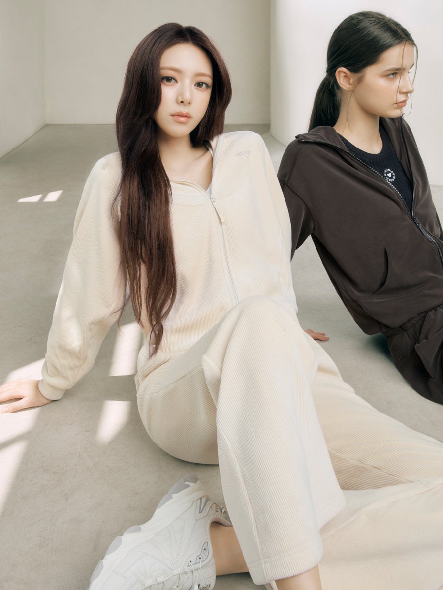 AboutItzyYT's tweet image. ITZY&apos;s Yuna for DYNAFIT Korea.