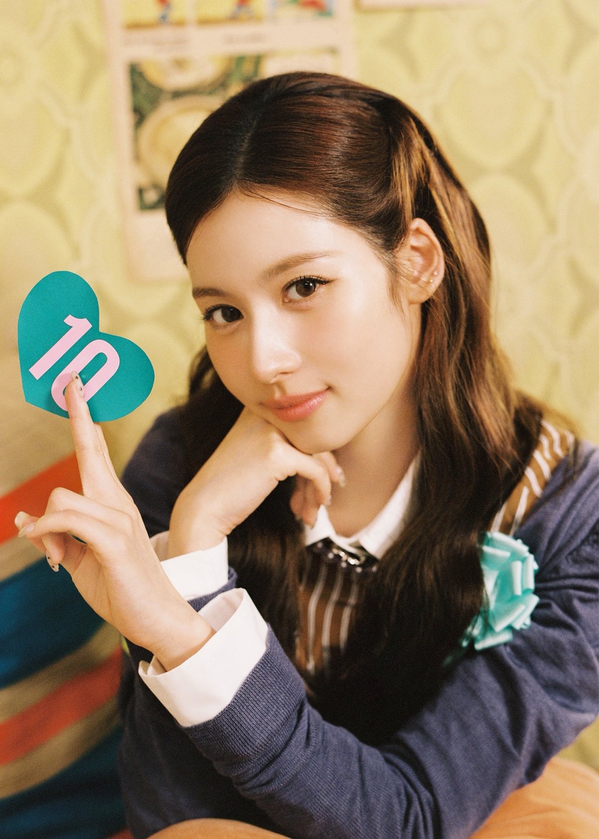 【ちゃんサナ@24時間以内に配送します】 たにし🐚🐰 on X: 