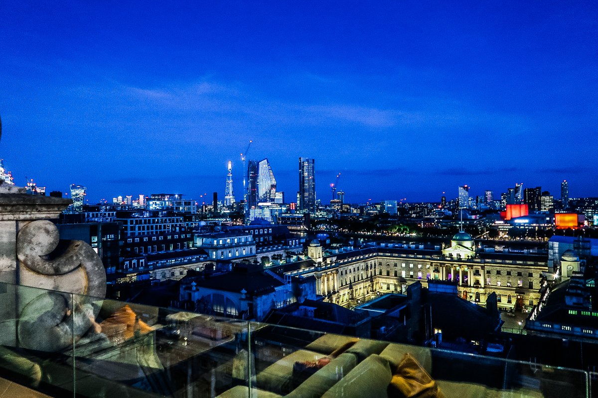 woncomms's tweet image. Stuart Leach Associates End Of Summer Party At @RadioRooftopLdn 

Cool crowd, great food, fab drinks and stunning rooftop views.
A magical and memorable SLA party! 
#party #rooftop #CurrysDeLonghi #BBUK #TuesdayMotivaton #Labour #Gabriel #SALIBA #Europe #Liverpool #BadBunny RT❤️