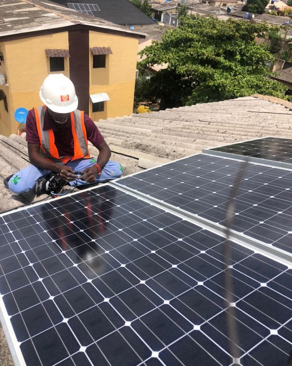 kingrubytech's tweet image. ❤️4.2KVA/24V solar system by us👷🏾‍♂️ @Abeokuta  
1 x 4.2kva inverter
2 x220AH tubular battery 
6 x320w solar panel
TOTAL COST: N1,850,000
Physical office📍Lagos and Kano
Go solar

Bayo Onanuga Witch Asher Arise News Somtochukwu Maduagwu CaféOne Idos