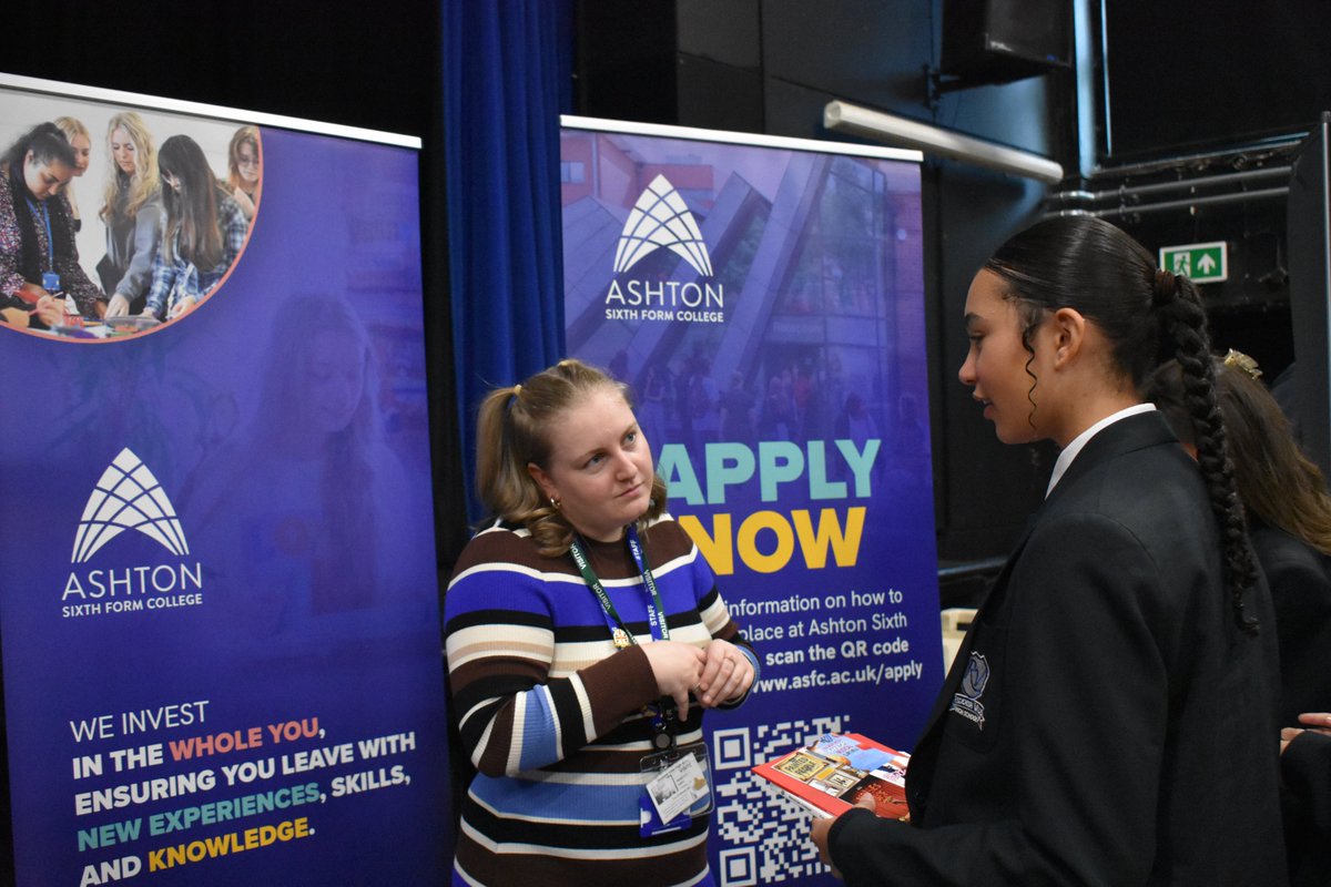 Our annual Careers Fair is well underway and our Year 10 and 11 pupils have the opportunity to gain valuable information about their future education and career choices.  

Thank you to all of the colleges and professionals who are in attendance!

#careerfair #careers #RVHS