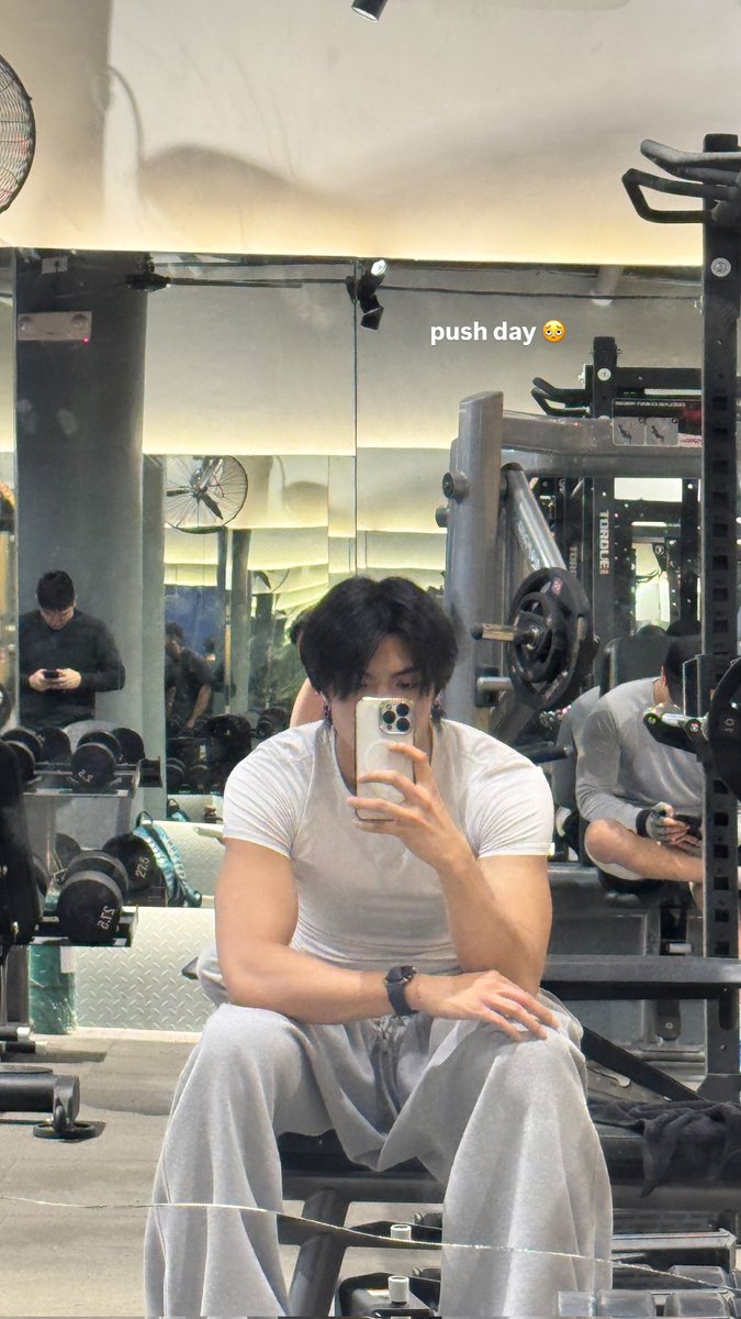 wilsonarchive_'s tweet photo. [🖼️] #Wilson_Snaps 
 
Don't miss Wilson's latest gym stories on Instagram!

🖇️: newid_wilson IG story 

#NEWID_WILSON #WILSON
#New_ID @official_newID https://t.co/LMlCM0p9jP