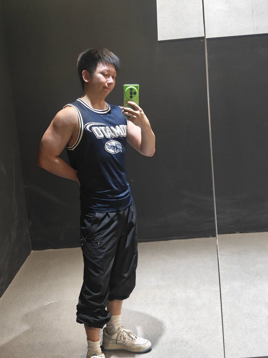 Rubystar64_'s tweet image. 90天不锻炼打卡成功，前阵子太忙了…