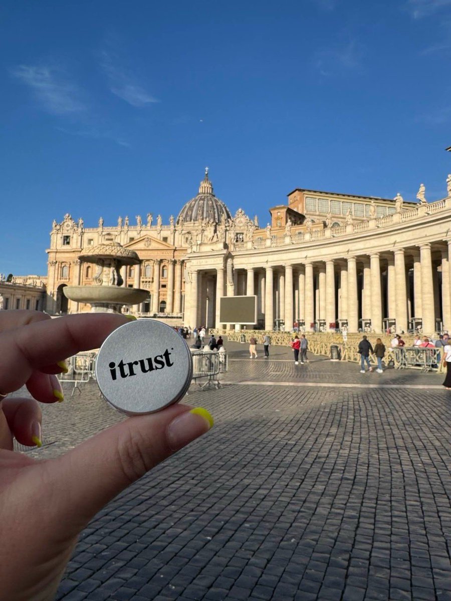 When in Rome! Thank you for the photo Meri Donikyan-Koleva! Very grateful🙏👍

#BalmyArmy

<a href="/AshMindSet/">Ash Lawrence</a> <a href="/vanillaweb/">Paul Andrews</a> <a href="/VaticanNews/">Vatican News</a> <a href="/RomeTourism/">Rome Tourism</a> <a href="/johno_67/">John Roberts</a> <a href="/GencoCS/">Genco Construction Services</a> <a href="/ChipsandDinks/">Chips and Dinks</a> <a href="/CareinKent/">✨Kim Stevens #TheCareLady 💙</a> <a href="/IsthmianLeague/">The Pitching In Isthmian League</a> <a href="/SCEFLeague/">Presence & Co. SCEFL League</a> <a href="/KentFA/">Kent FA ⚽</a> <a href="/InvictaChamber/">KentInvictaChamber</a> <a href="/Dragoncoworking/">Dragon Coworking 🐉</a> <a href="/BobbyDavro58/">Bobby Davro</a>