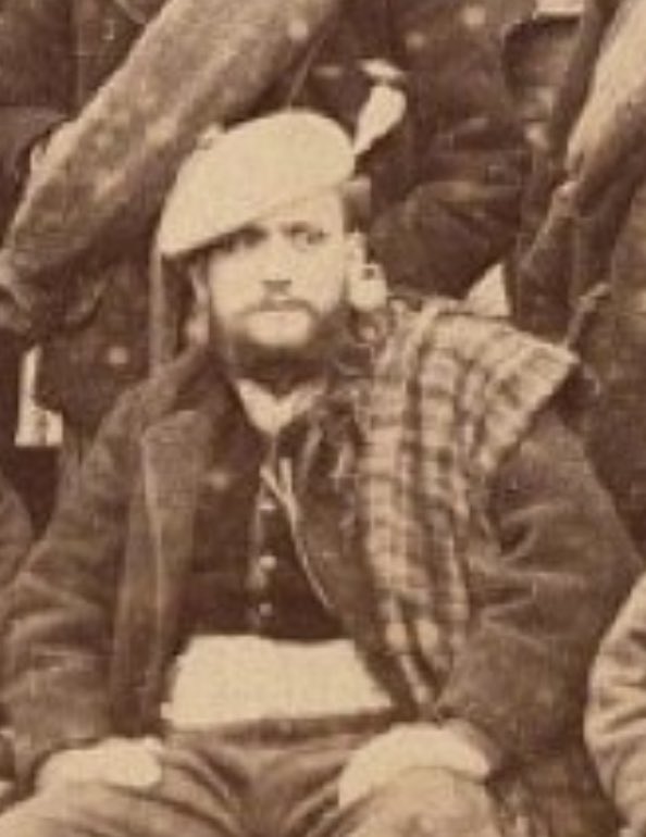 Cando os teus amigos xacobitas veñen de Erasmus a Mondoñedo e os convidas a pasar a tarde coa túa partida carlista.

Nota: O barbudo échevos Patricio Delgado Luaces, aka “Xan de Masma”, novelista en galego.

🔄 Vía <a href="/CarlistWars/">Gorka Martín</a>