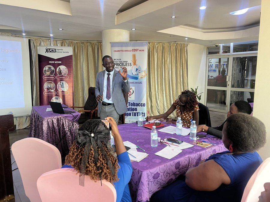 Hazelandamara's tweet photo. Happening now is a training on tobacco tax advocacy. Under the topic"strengthening tobacco taxation policy and structures that sustainably contribute to reduction of Tobacco use in Uganda"
#taxtobaccoSavelivesUg https://t.co/8g8jPIr4iq